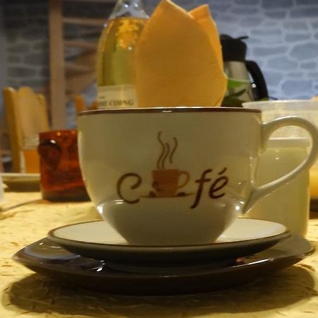 Bed and Breakfast Les Glycines Cheyssieu Exterior foto