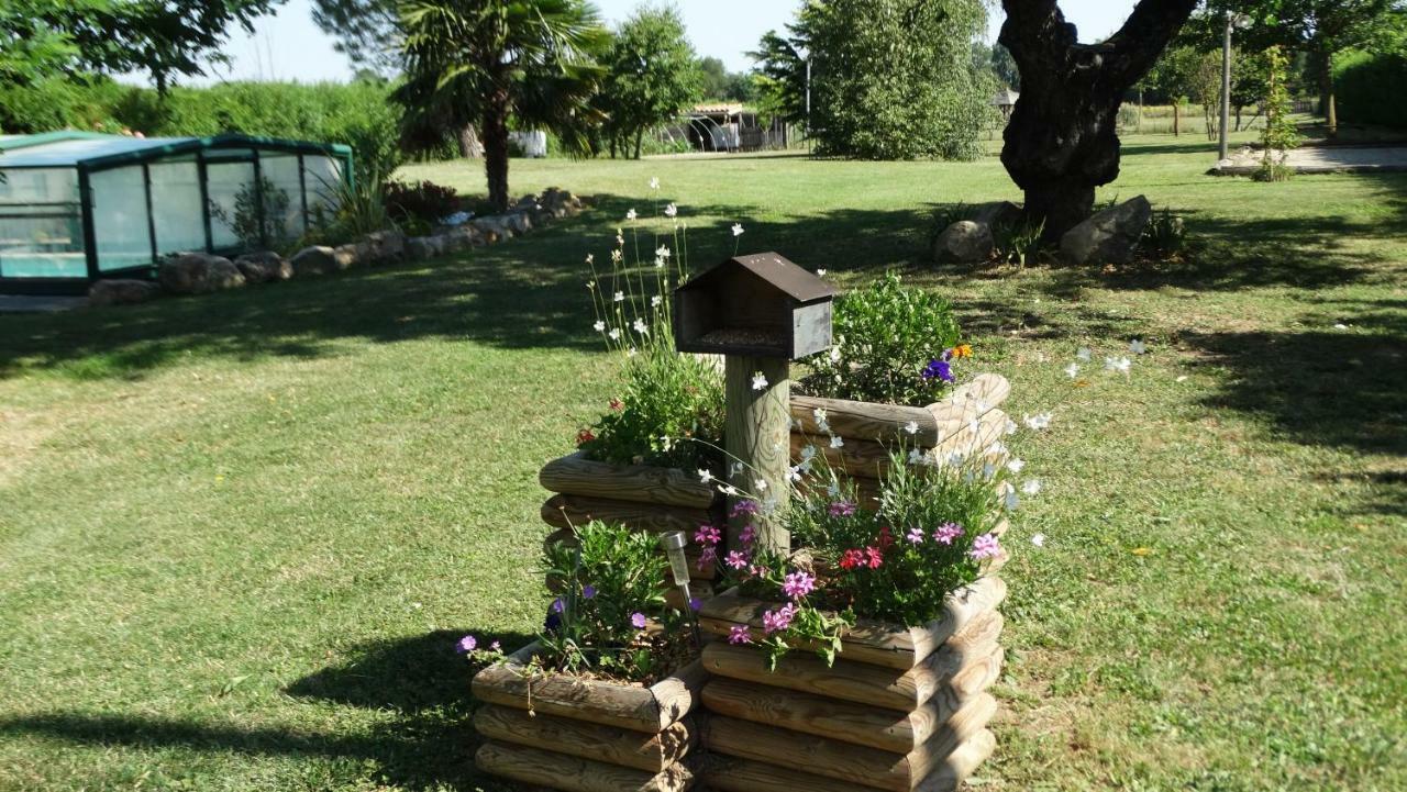 Bed and Breakfast Les Glycines Cheyssieu Exterior foto